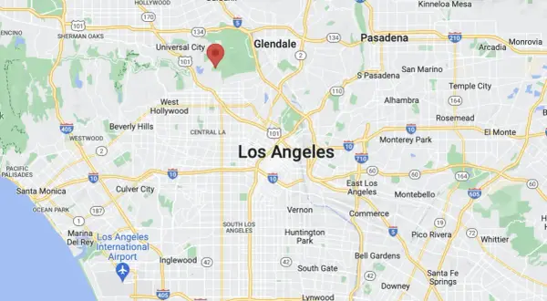 Gdzie leży Hollywood? Odkryj jego lokalizację w Los Angeles